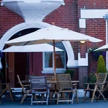 Hickstead Hotel Bolney Eksteriør billede